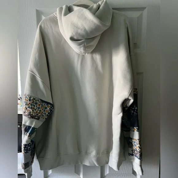 Abercrombie Hoodie - Picture 3 of 3